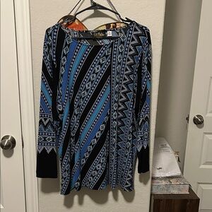 Bob Mackie Black and Blue Geometric Top